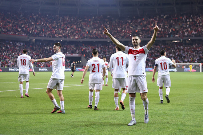 Turkey - Georgia - 4: 1. How Demiral made a double. Video Heads and Review
