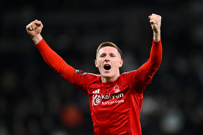 Манчестер Юнайтед нашел три кандидатуры для усиления полузащиты