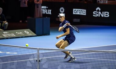 Six Kings Slam: Сіннер розбив Циципаса в 1/4 фіналу і вийшов на Джоковича