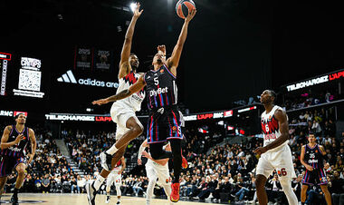 Евролига: Результативный матч в Валенсии, уверенные победы Реала и Парижа