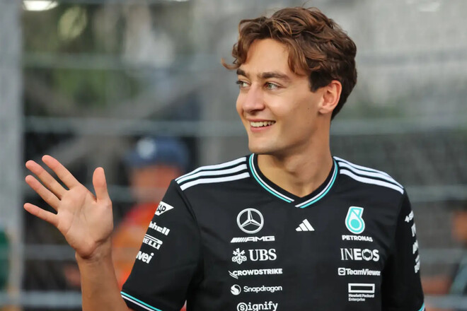 Лідер Мерседеса прокоментував підписання контракту із комадою