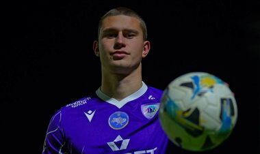 ОФІЦІЙНО. ЛНЗ підписав контракт з колишнім футболістом Вердера