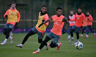 ФОТО. Шахтар готується до Полісся. Збірники вже працюють із командою