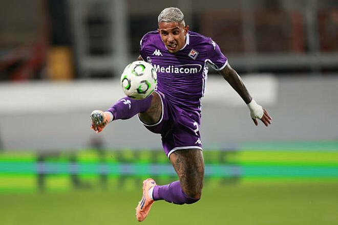 Соперник Динамо в ЛК продлил контракт с бывшим футболистом Шахтера