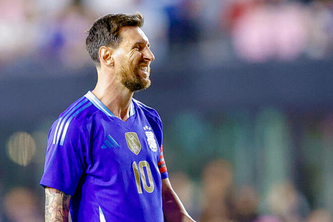 Незаконная застройка. Месси рискует остаться без особняка