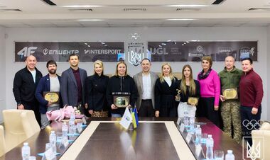 ФОТО. В НОК Украины награждены лучшие спортсмены месяца