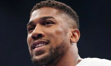 Едді ХІРН: «Джошуа вже не потрібні гроші. Йому потрібен цей бій»