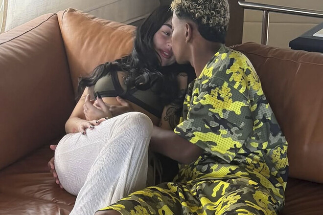 ФОТО. Нова дівчина Ламіна Ямаля показала, чим займається з футболістом