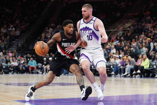 ВІДЕО. Результативна гра Михайлюка допомогла Юті перемогти Портленд