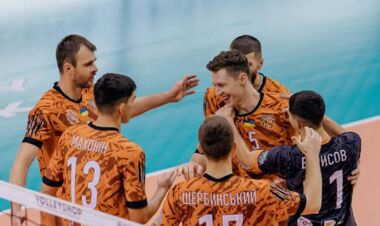 Сухий старт Суперліги. Україна U20 та Решетилівка розгромили суперників