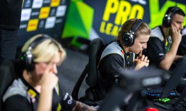 NAVI – MongolZ. Thunderpick WC. Полуфинал. Смотреть онлайн. LIVE трансляция