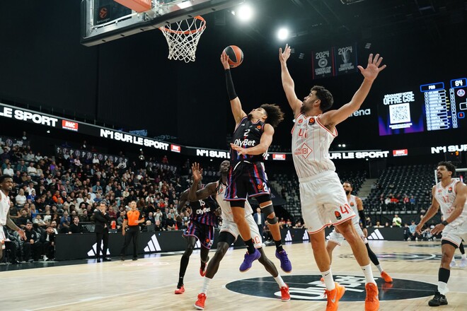 Євроліга: трилер у Парижі, розгромні перемоги Црвени Звезди й Панатінаїкоса