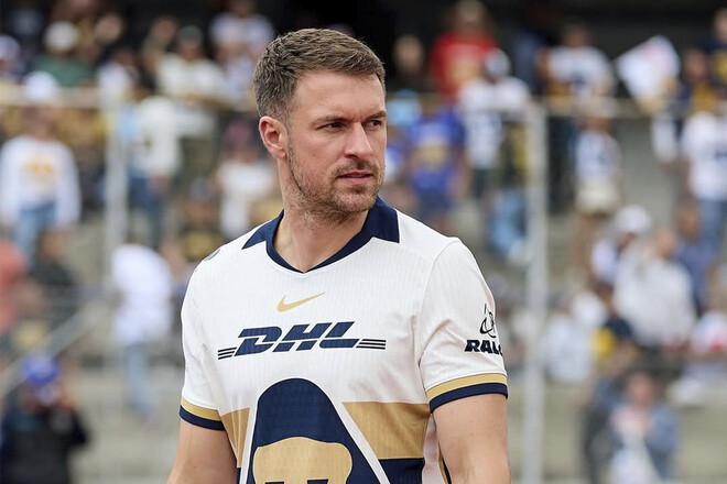 ФОТО. Відомий футболіст оголосив пошуки собаки