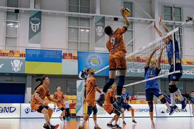 Суперлига по волейболу. Матчи 18 октября. Смотреть онлайн LIVE