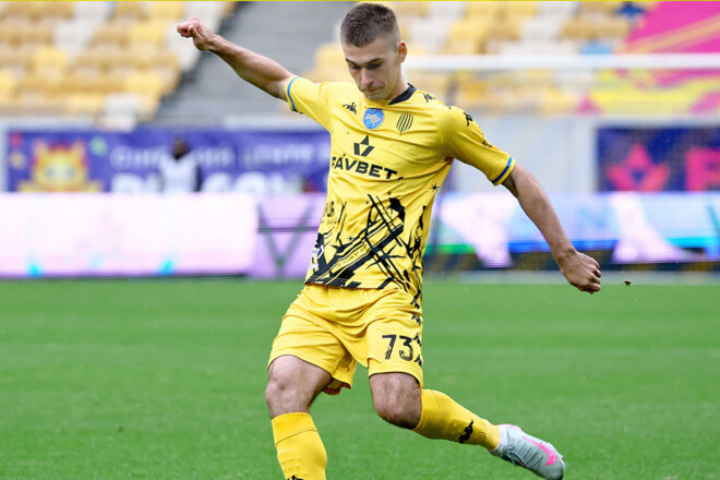 Ростислав ЛЯХ: «З кожним матчем Рух грає все краще й краще»