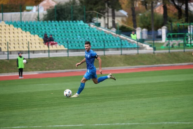 Хет-трик Фарасєєнка. Інгулець у результативному матчі обіграв Вікторію