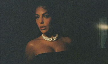 ФОТО. Невеста Криштиану Роналду показала впечатляющую грудь