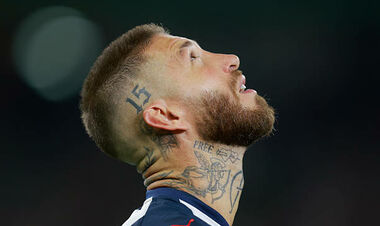 Ганьба Серхіо Рамоса. Не забив пенальті, отримав попередження і програв 2:6