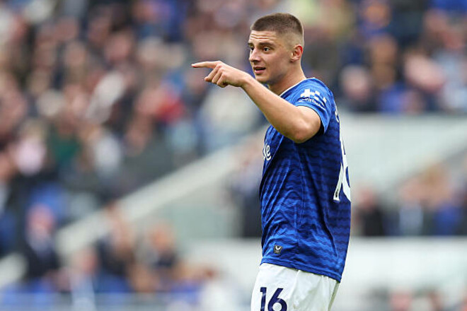 Евертон визначився з майбутнім Миколенка на тлі інтересу з Іспанії і Італії