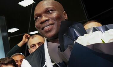 Нефтчи подпишет звездного игрока. Он второй бомбардир Камеруна после Это’О