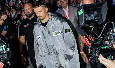 Стало известно, сколько у Усика осталось боев. Кардинально изменил планы