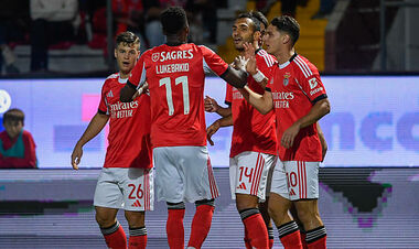 Ньюкасл – Бенфика. Трубин и Судаков – в основе. Смотреть онлайн. LIVE