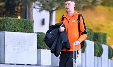 ФОТО. Шахтер отправился в Краков на матч с Легией