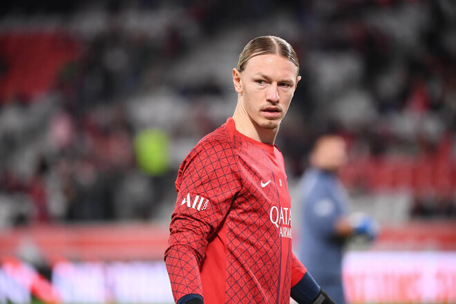 PSG has decided on Safonov's future at the club