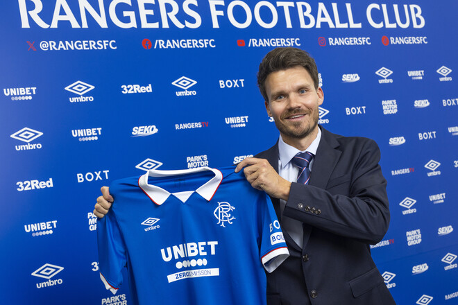 ОФИЦИАЛЬНО. Бывший помощник Флика возглавил известный клуб Шотландии