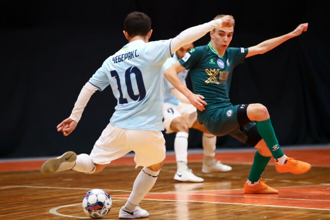 ФОТО. Обладатель Золотого мяча посетил матч чемпионата Украины по футзалу