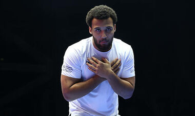 Moses Itauma can hold a title fight against a Russian boxer