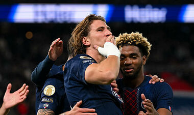 Bayer - PSG - 2:7. Why was Zabarny removed? Video goals and review