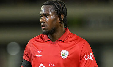 ВИДЕО. Больше половины поля. В Англии забили невероятный гол с 55 метров