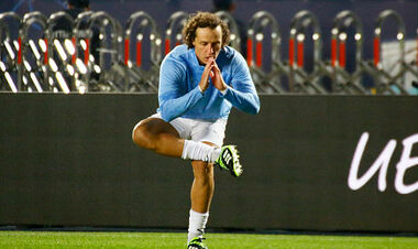 Кайрат – Пафос – 0:0. Давід Луїс та рекордно швидке вилучення. Відеоогляд