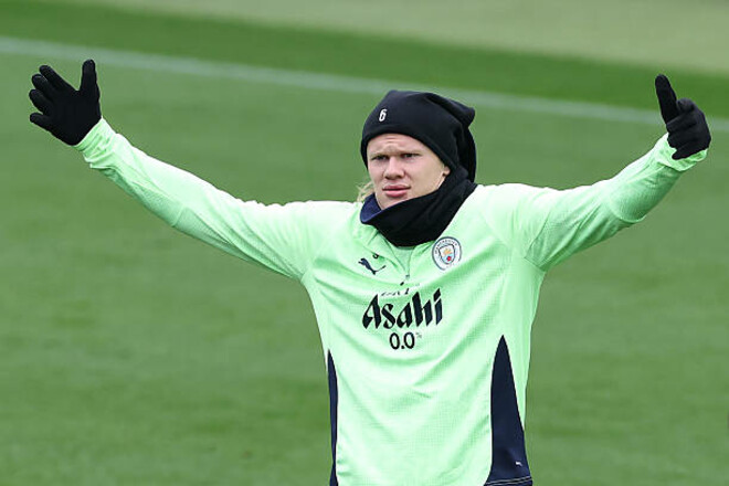 ФОТО. Холанд купил суперкар за 250 тысяч. У игрока коллекция на 10+ млн