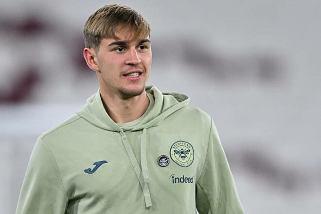 Брентфорд отреагировал на уверенную игру Ярмолюка в чемпионате Англии