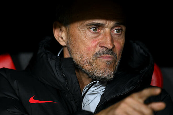 ФОТО. Обличчя і емоції Енріке після червоної та пенальті від Забарного