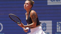 Олейникова разгромила соперницу на старте турнира WTA 125 в Бразилии