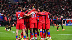 PSG destroyed Bayer in the match with 9 goals, Zabarny was removed in the first half