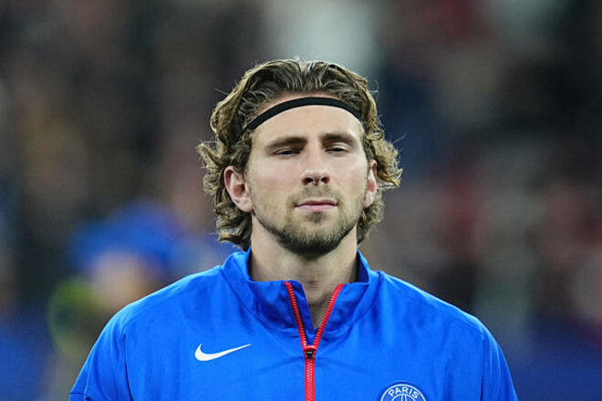 Забарний роздратував журналіста з Франції. Той розповів про майбутнє гравця