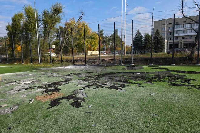 ФОТО. Россияне изуродовали тренировочную базу клуба УПЛ в Киеве