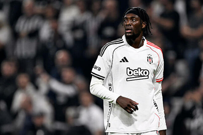 Бешикташ взял 3 очка в перенесенном матче Суперлиги. Турнирная таблица