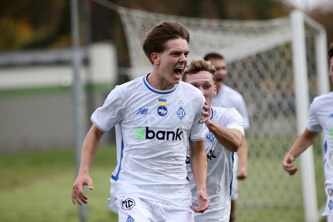 Разгромные победы Челси, Баварии и Ливерпуля в ЛЧ, успех Динамо U-19