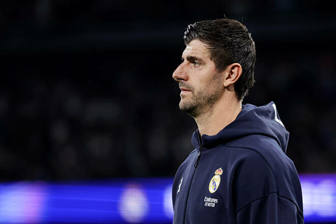 Реал тримає у секреті нові контракти. Це політика клубу