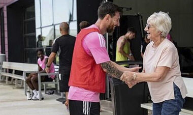 ФОТО. Что случилось во время встречи Месси и мамы Бекхэма? Говорят все