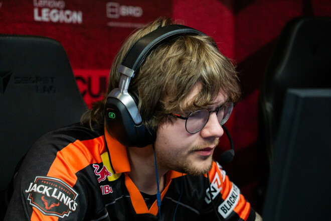 CYPHER не гратиме за fnatic на мейджорі. Клуб буде під прапором України