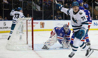 5 очок Селебріні, дубль Кросбі, хет-трики і голи. Божевільний день у НХЛ