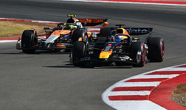 Хэмилтон дал совет Норрису и Пиастри: «Или Ферстаппен заберет ваш титул»