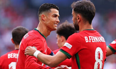 ФОТО. Що сказав Роналду зірці МЮ, щоб переконати його залишитися в клубі