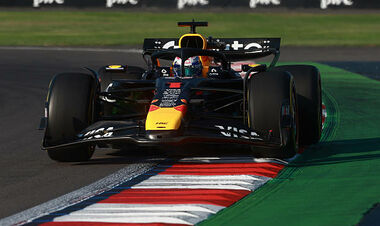 Старт гран-при Ф-1 в Мексике: Ферстаппен впереди Норриса, проблемы Пиастри